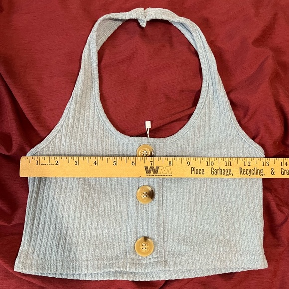 ROMWE Light Blue Crop Top w/ Faux Tortoise Shell Buttons Size Small - Picture 4 of 5